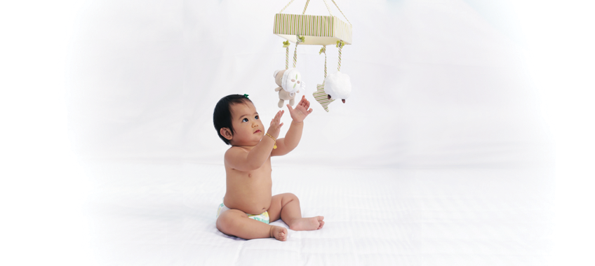 Fine Motor Skills Activities for Babies: 5 Fun Ways to Support Early Development